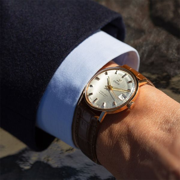 Automatic Enicar watch in 18 carat pink gold 1960s 34 mm