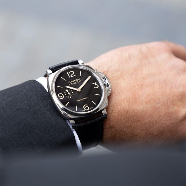 Panerai luminor due online automatic black