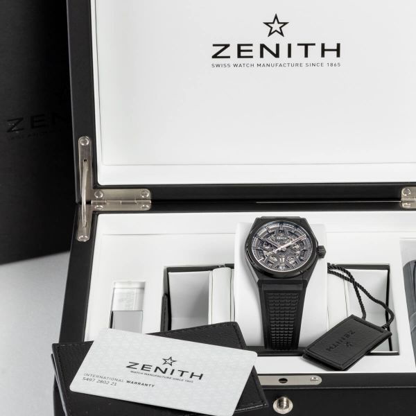 Hands-On - Zenith Defy Classic Black Ceramic (Specs & Price)