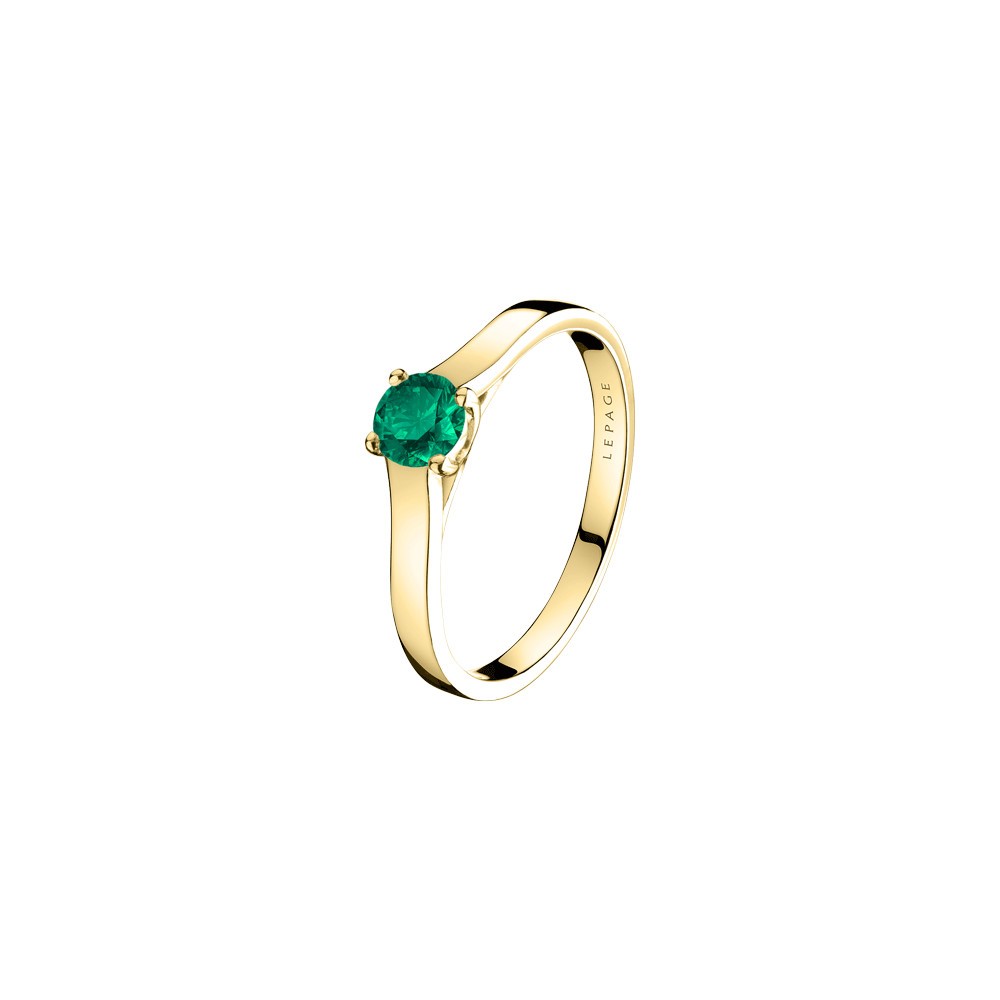 Jackie engagement ring in yellow gold and emerald | LEPAGE