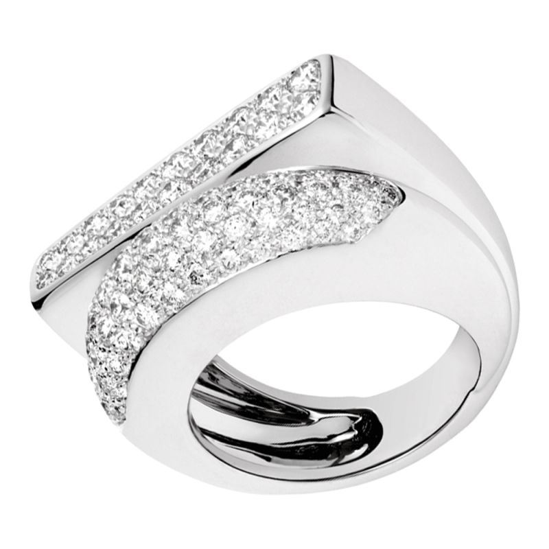 Fred Success ring medium model white gold diamonds pavement | LEPAGE