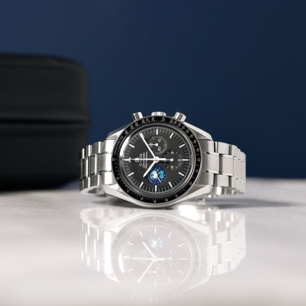 Pre-Owned Omega Speedmaster Snoopy Moonwatch (35785100)