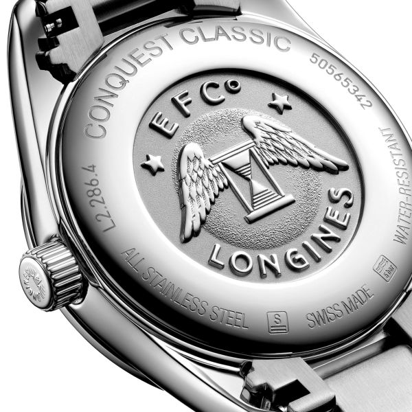 Montre Longines Conquest Classic quartz cadran bleu bracelet acier