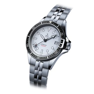 Yema Superman 500 Dato automatic watch white dial steel bracelet 41 mm