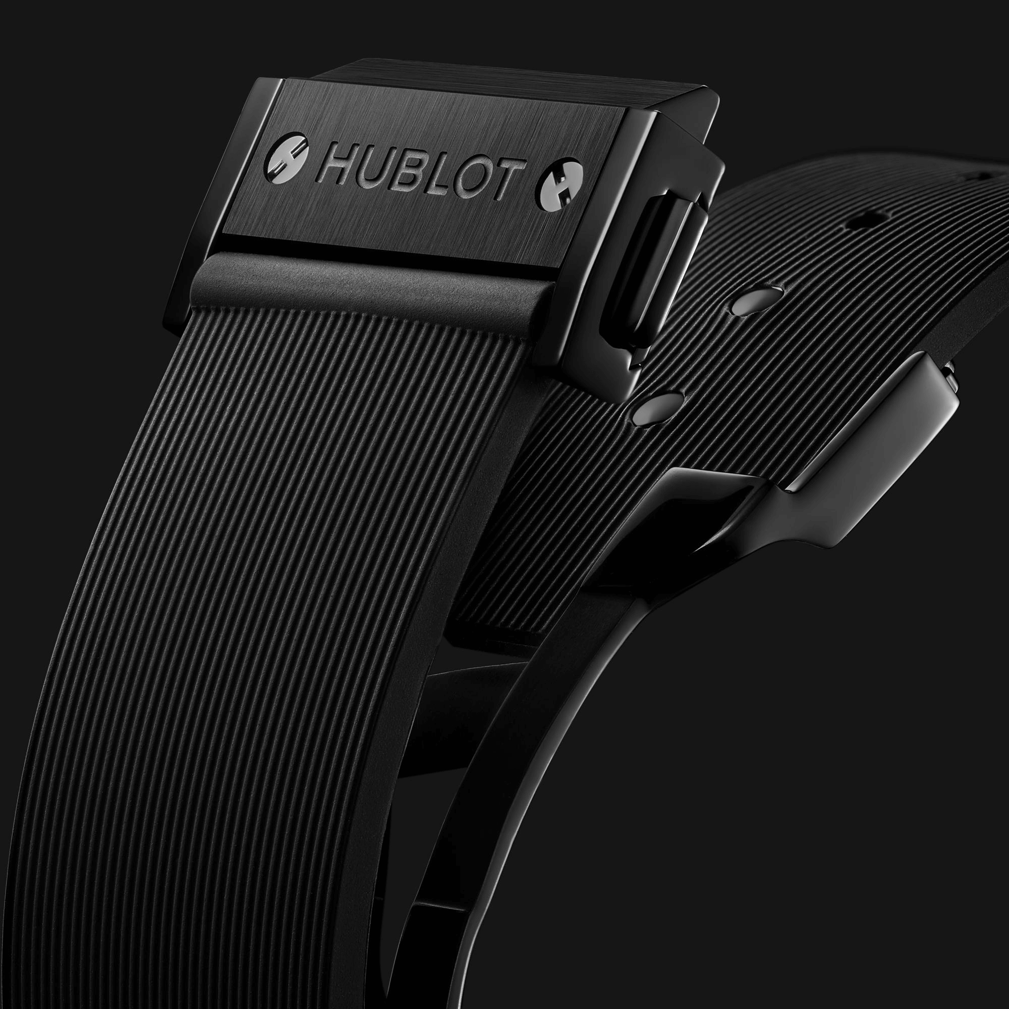 Hublot Classic Fusion Automatic Black Ceramic Rubber Strap Men's Watch  542.CM.1171.RX