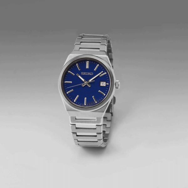 Seiko men's blue dial stainless steel bracelet discount watch