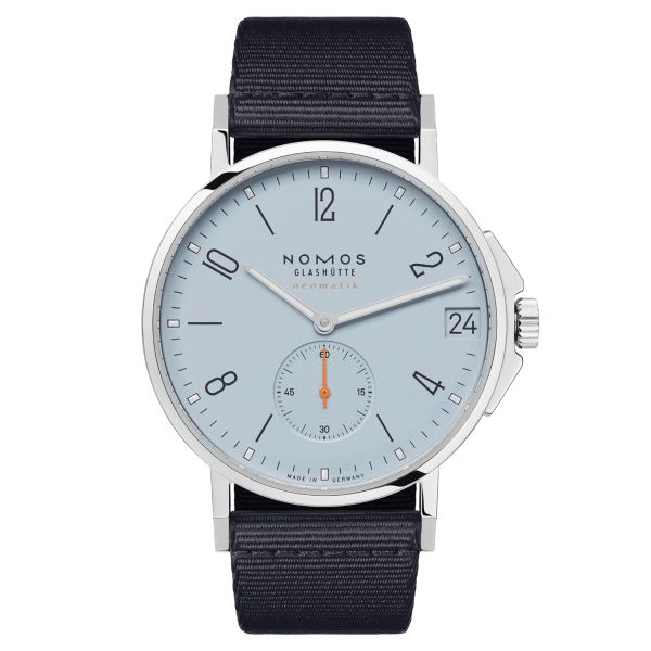 Montre Nomos Ahoi Neomatik Date Ciel automatique fond acier cadran bleu bracelet tissu bleu 38,5 mm 516