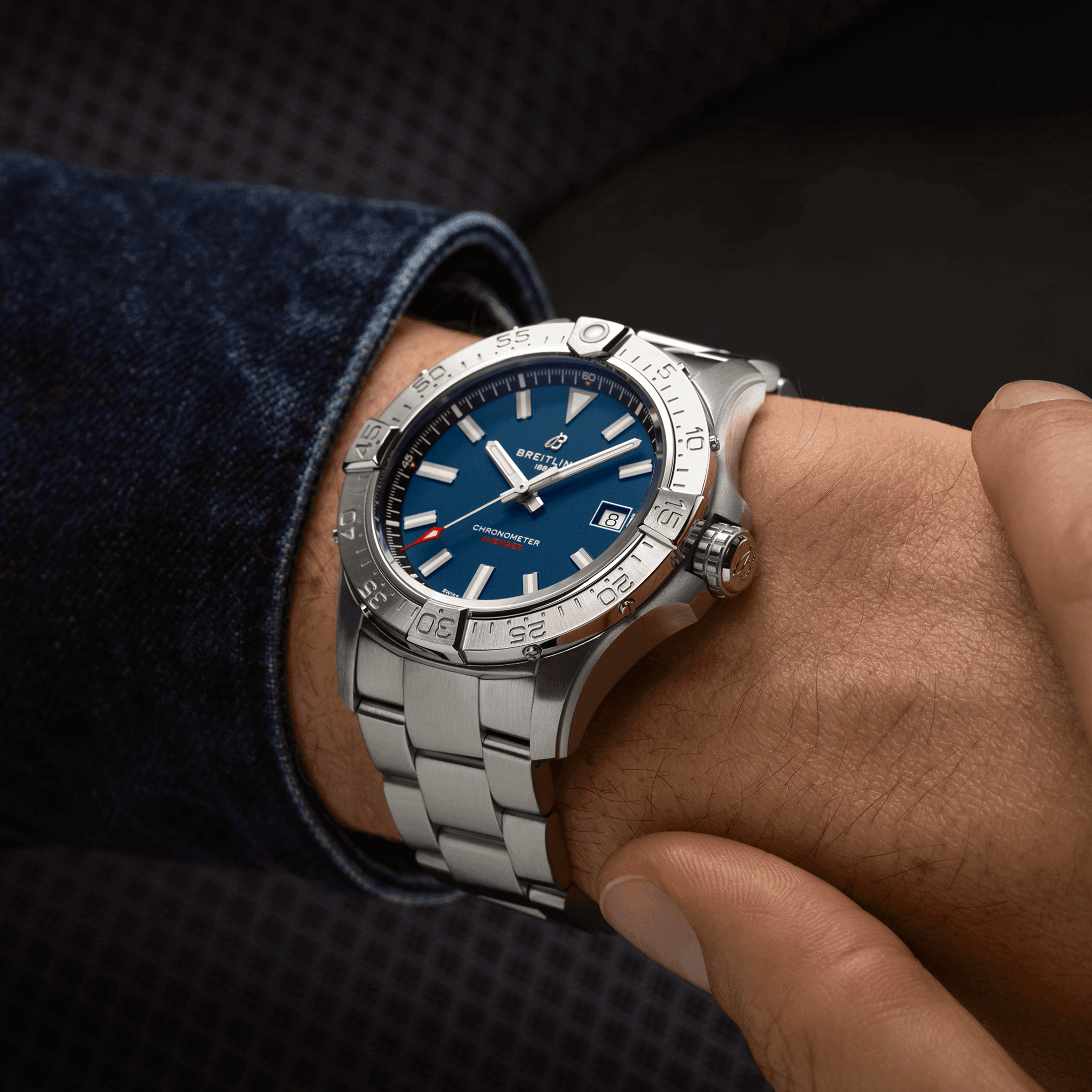 breitling avenger blue dial