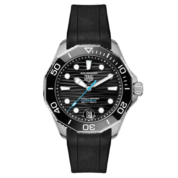 Montre TAG Heuer Aquaracer Professional 300 Date automatique cadran noir bracelet caoutchouc noir 42 mm WBP5110.FT6257