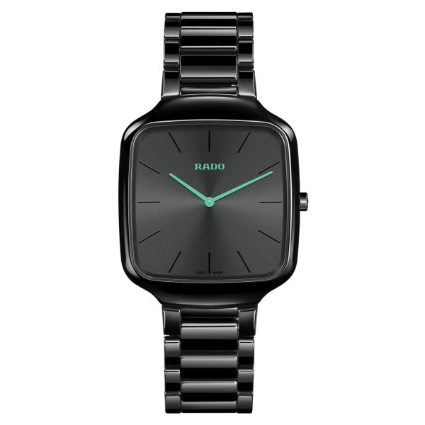 Montre Rado True Square Thinline quartz cadran noir bracelet céramique noire 37 mm