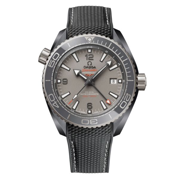 Montre Omega Seamaster Planet Ocean 600m Master Chronometer GMT "Dark Grey" céramique bracelet caoutchouc 45,5 mm