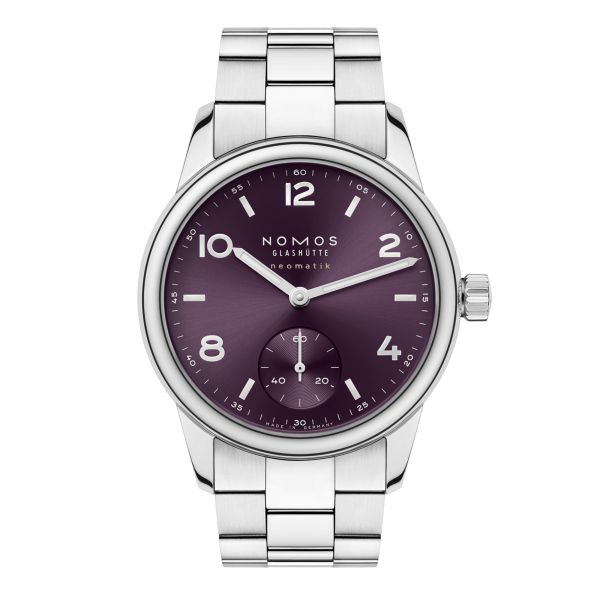 Montre Nomos Club Sport Neomatik 34 Purple automatique fond acier cadran violet bracelet acier 34 mm