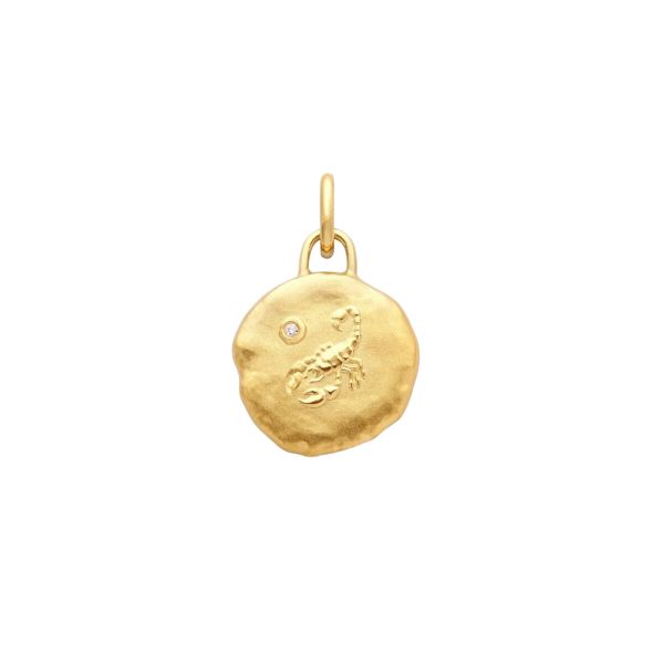 Arthus Bertrand Astro Scorpio medal in yellow gold 15 mm