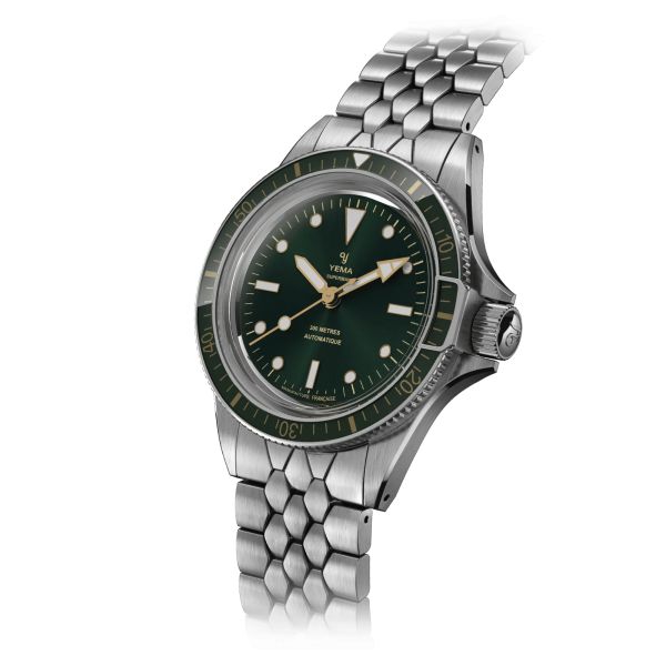 Yema Superman Gilt CMM.10 automatic green dial steel bracelet 39 mm